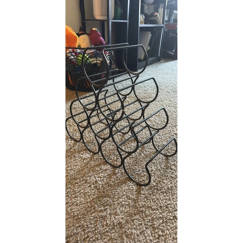 Black Metal Countertop Wine Rack Abstract Shape Holds 10 Bottles